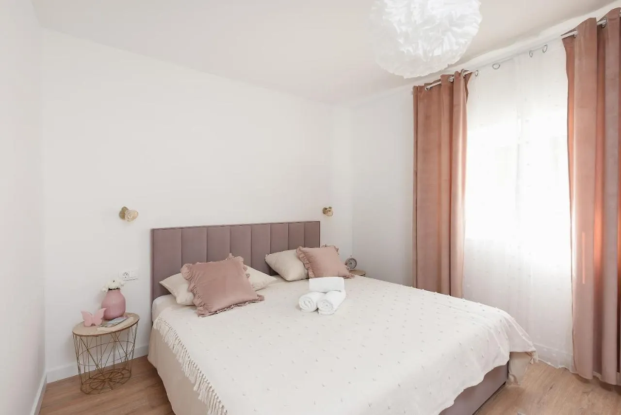 Luxury Apartment Laly Policnik