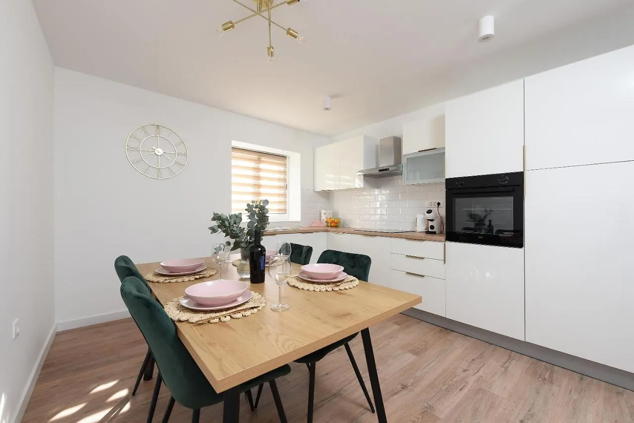 Luxury Apartment Laly Policnik