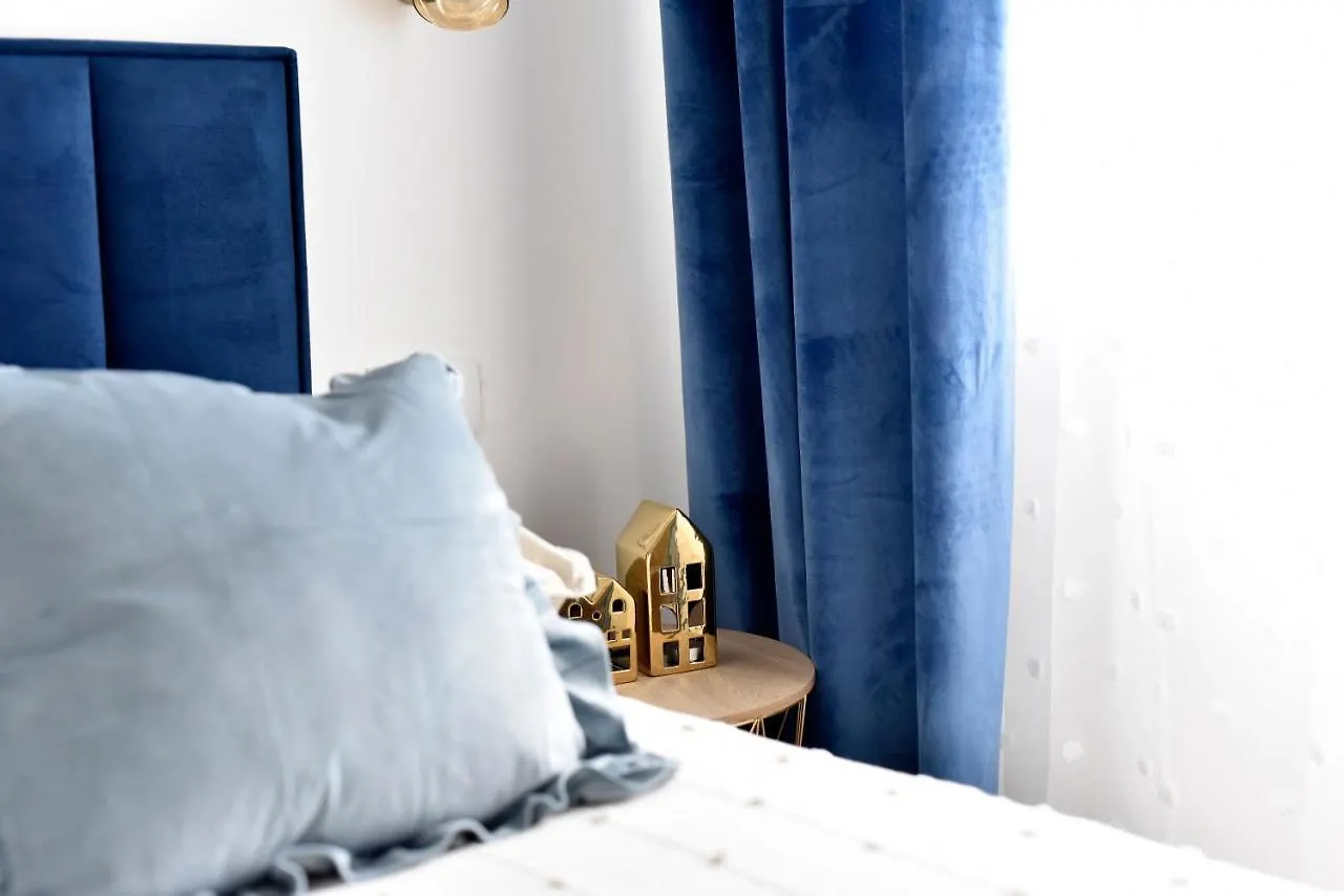 Luxury Apartment Laly Policnik 0*,